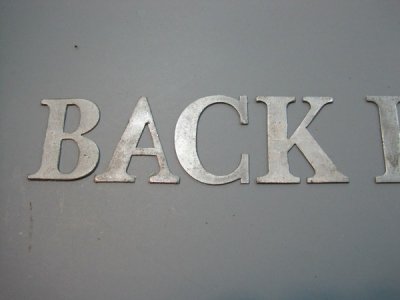 Panduan Lengkap Memilih Jasa Huruf Timbul di Jakarta