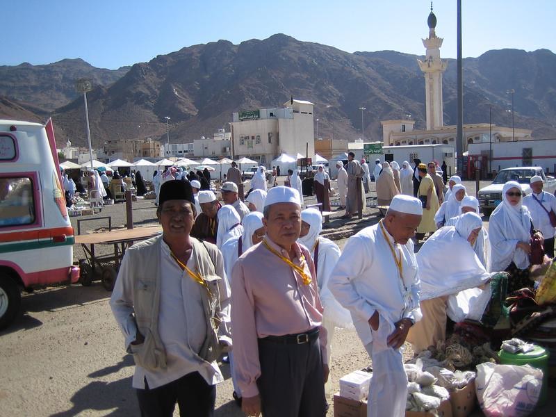 Cara Memastikan Land Arrangement Umroh Anda Aman